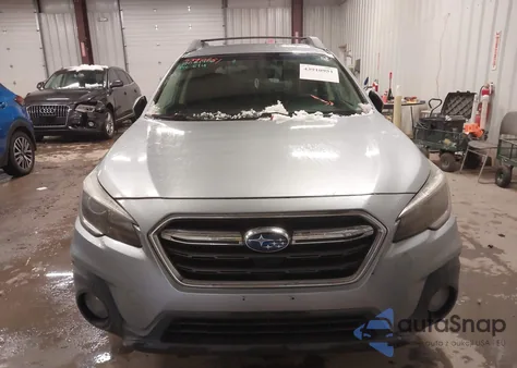 2019 Subaru Outback 2.5I Premium из США, поврежденный, VIN 4S4BSAFC2K3357980